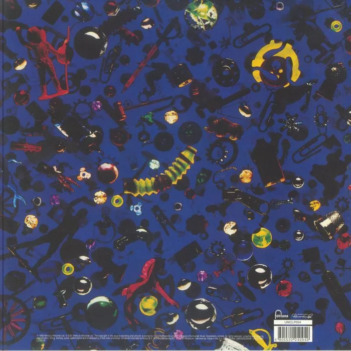 Back cover — COCTEAU TWINS — Four Calendar Cafe (remastered)