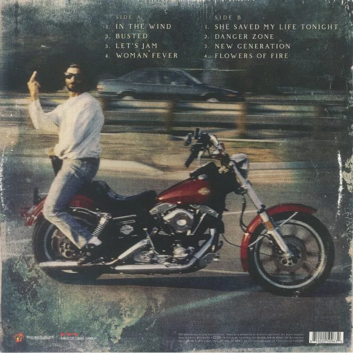 Обратная сторона обложки — Steve VAI — Vai / Gash
