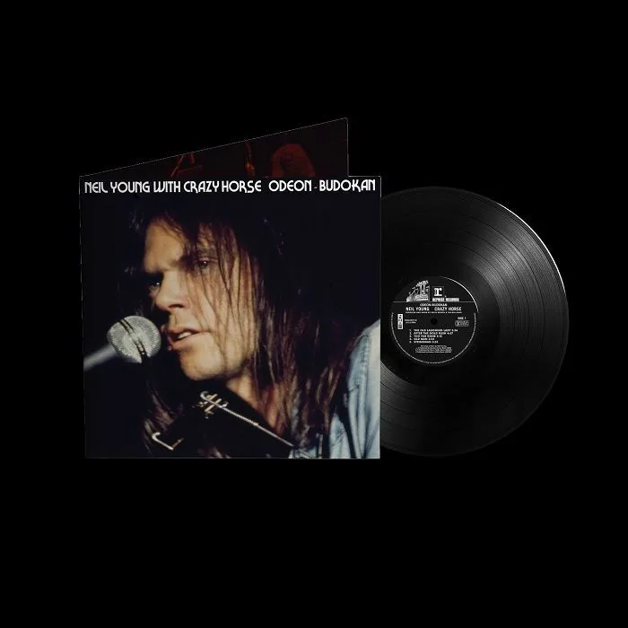 Neil YOUNG with CRAZY HORSE — Odeon Budokan 1976