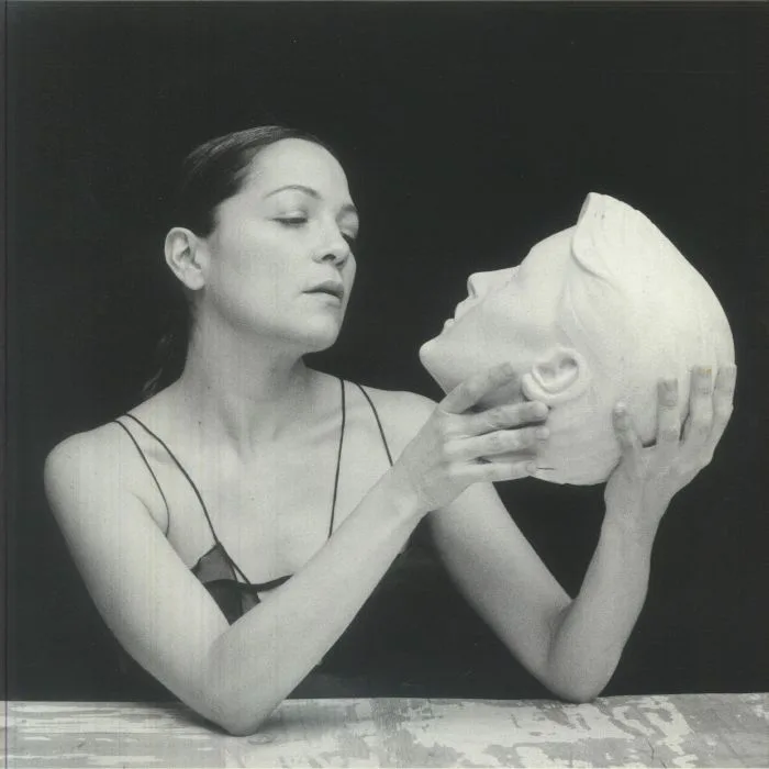 Natalia LAFOURCADE — De Todas Las Flores
