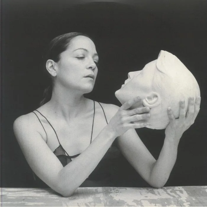 Natalia LAFOURCADE — De Todas Las Flores