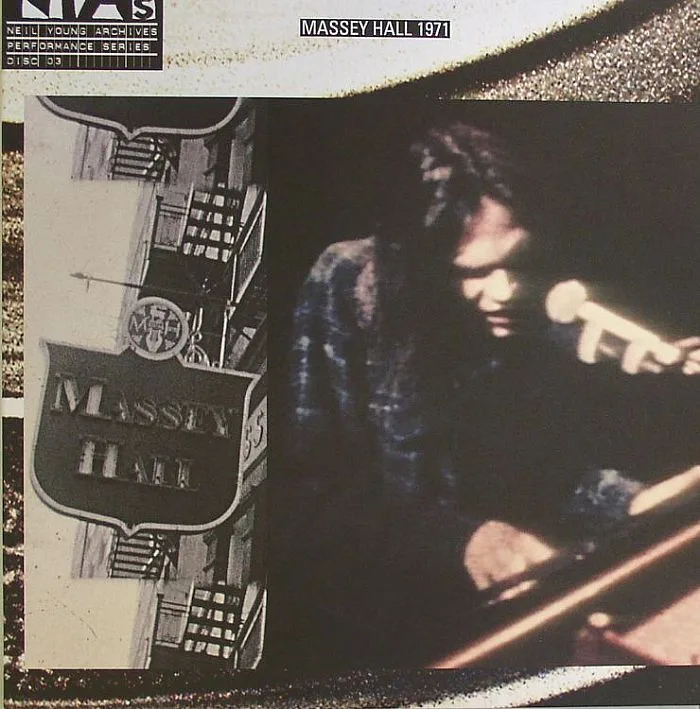 Neil YOUNG — Live At Massey Hall 1971