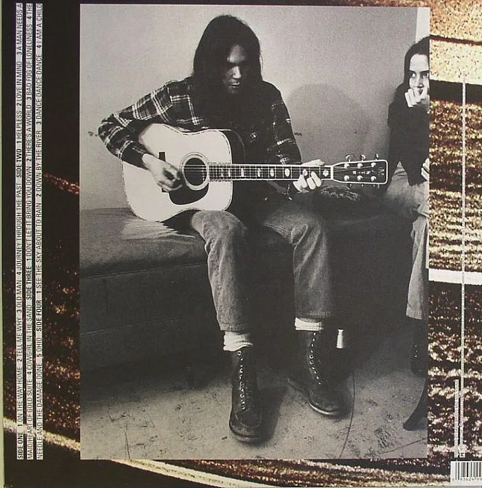 Back cover — Neil YOUNG — Live At Massey Hall 1971