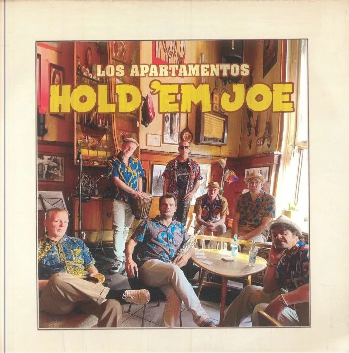 Back cover — LOS APARTAMENTOS — Mama Look A Booboo