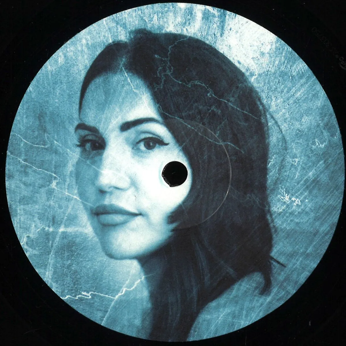 Лицевая сторона обложки — Pale Blue — Together Alone