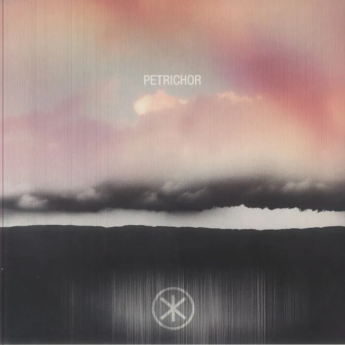 KLANGKARUSSELL — Petrichor