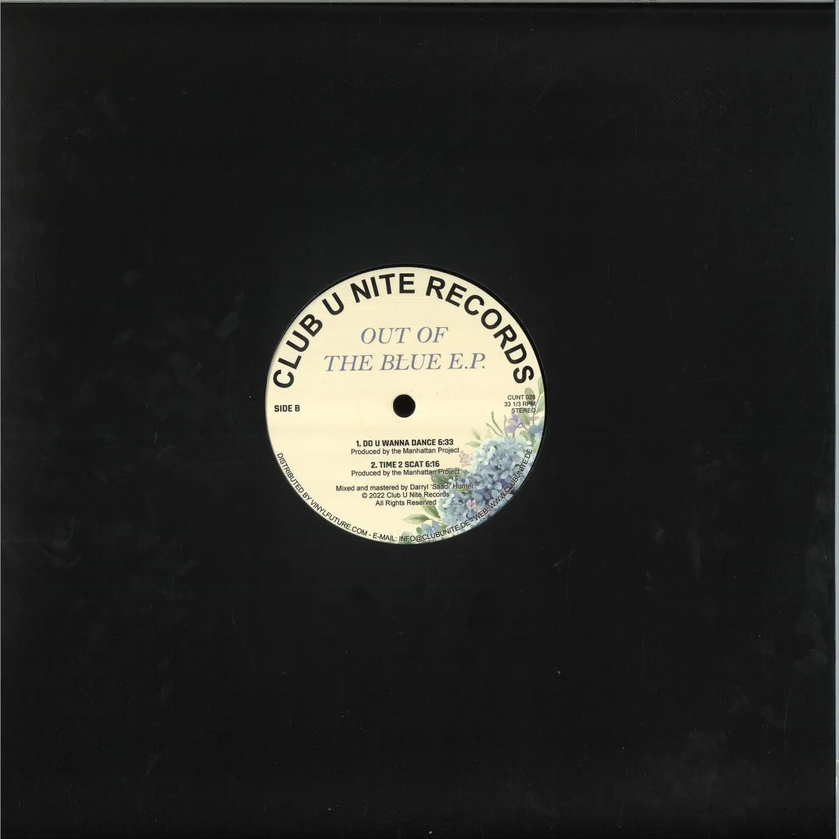Обратная сторона обложки — Black Chunes Productions / Manhattan Project — Out Of The Blue E.P.