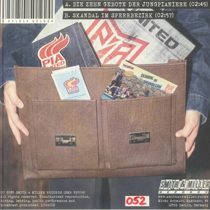 Back cover — PIA UNITED feat HARTHOLZ — Die Zehn Gebote Der Jungpianiere