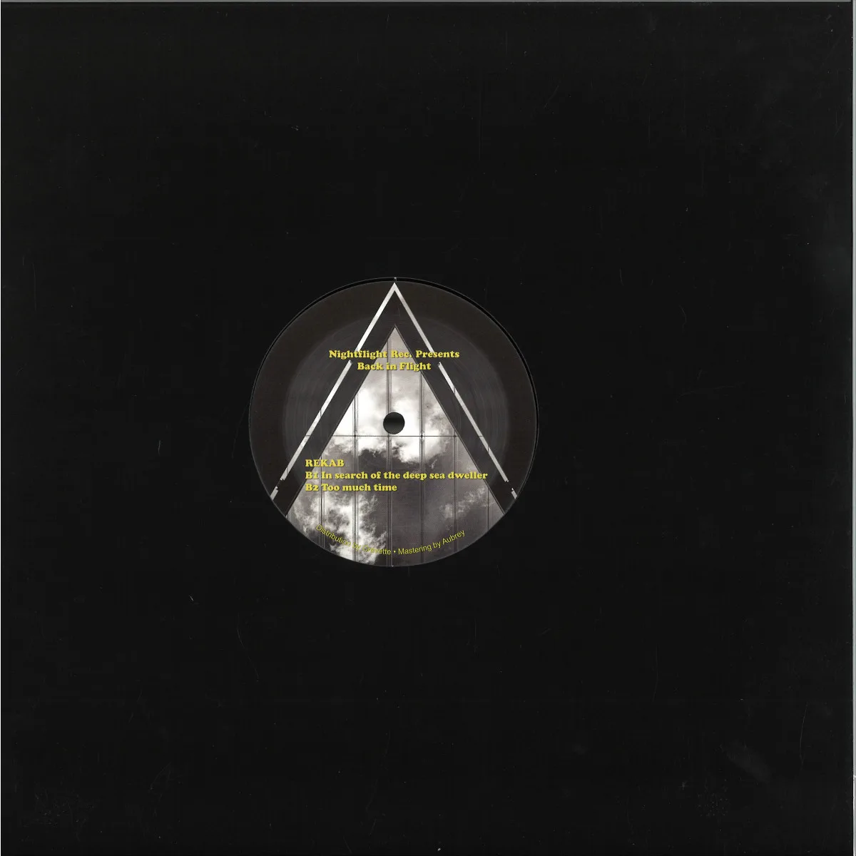 Back cover — Rekab — BACK IN FLIGHT