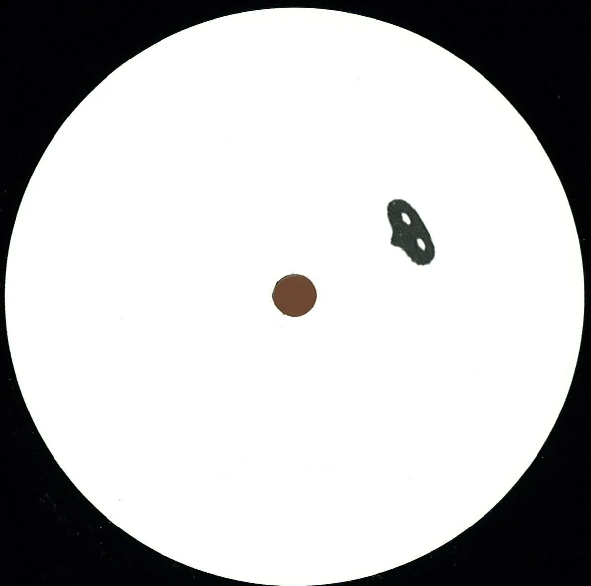Лицевая сторона обложки — White Material — Wm004