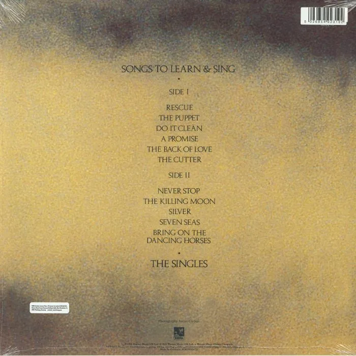 Обратная сторона обложки — ECHO & THE BUNNYMEN — Songs To Learn & Sing (reissue)