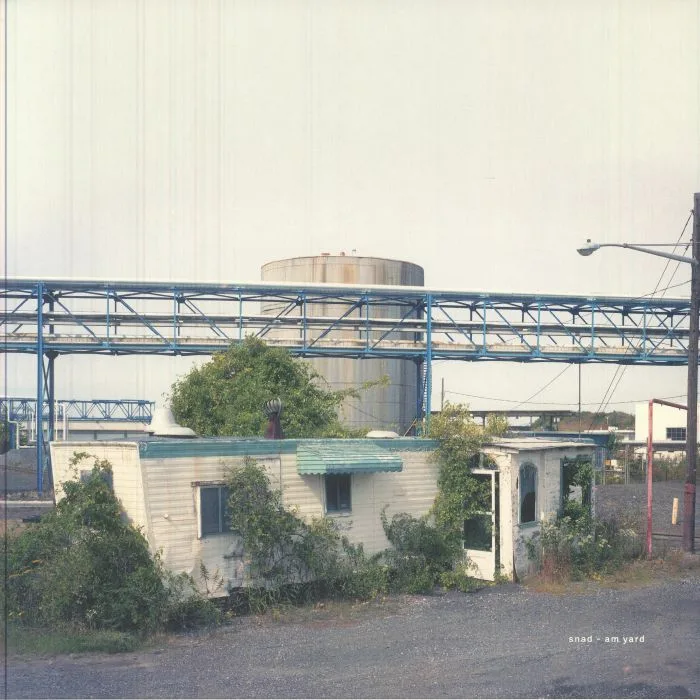 Snad — AM Yard