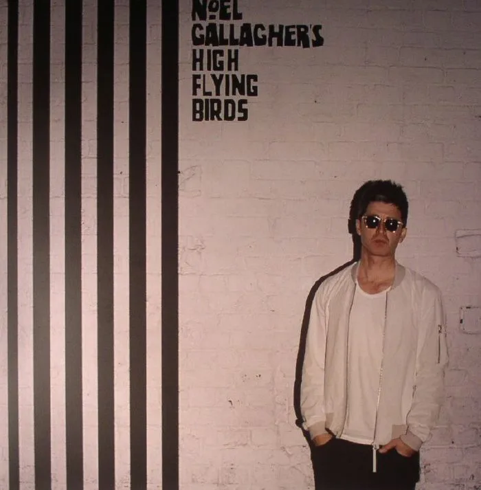 NOEL GALLAGHER'S HIGH FLYING BIRDS — Chasing Yesterday
