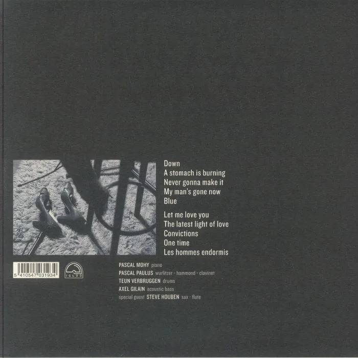 Back cover — Melanie DE BIASIO — A Stomach Is Burning