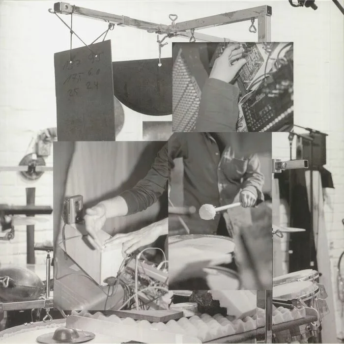 Robyn SCHULKOWSKY / GEBRUDER TEICHMANN — Time Bends