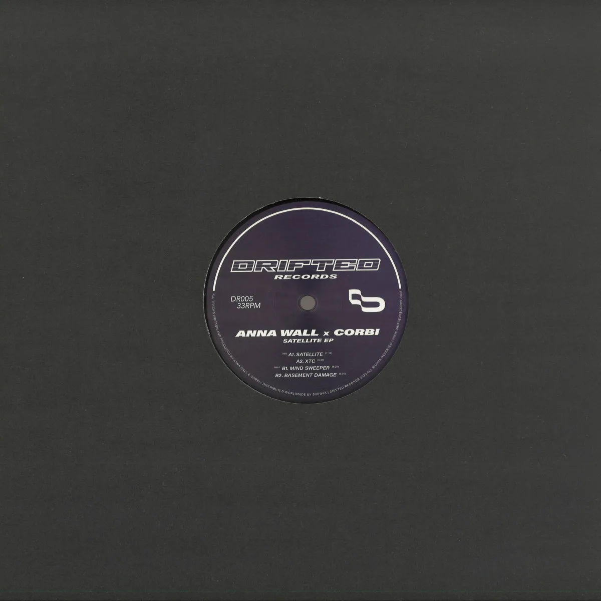 Back cover — Anna Wall&Corbi — Satellite EP
