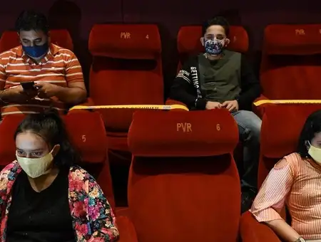 В Казахстане открылись кинотеатры