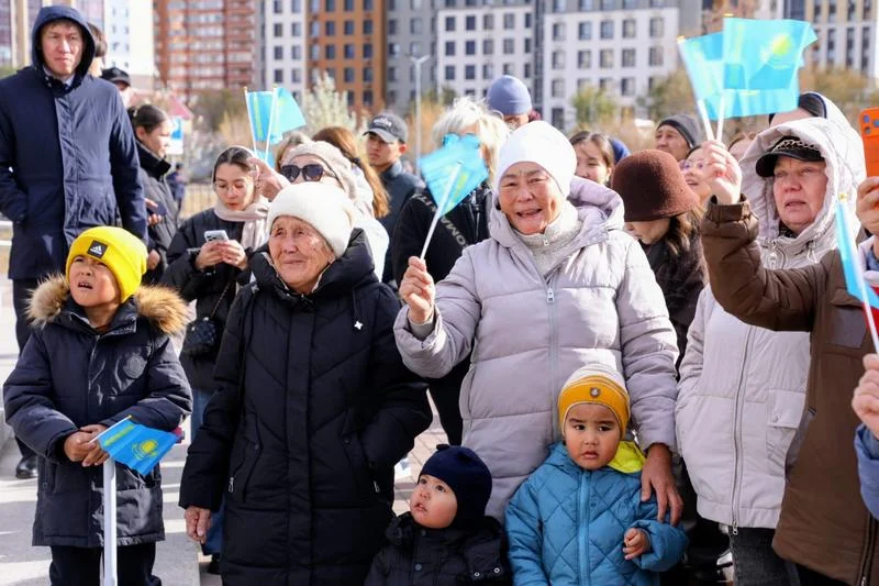 Қарағандыда Республика күніне орай Мемлекеттік Ту көтерілді
