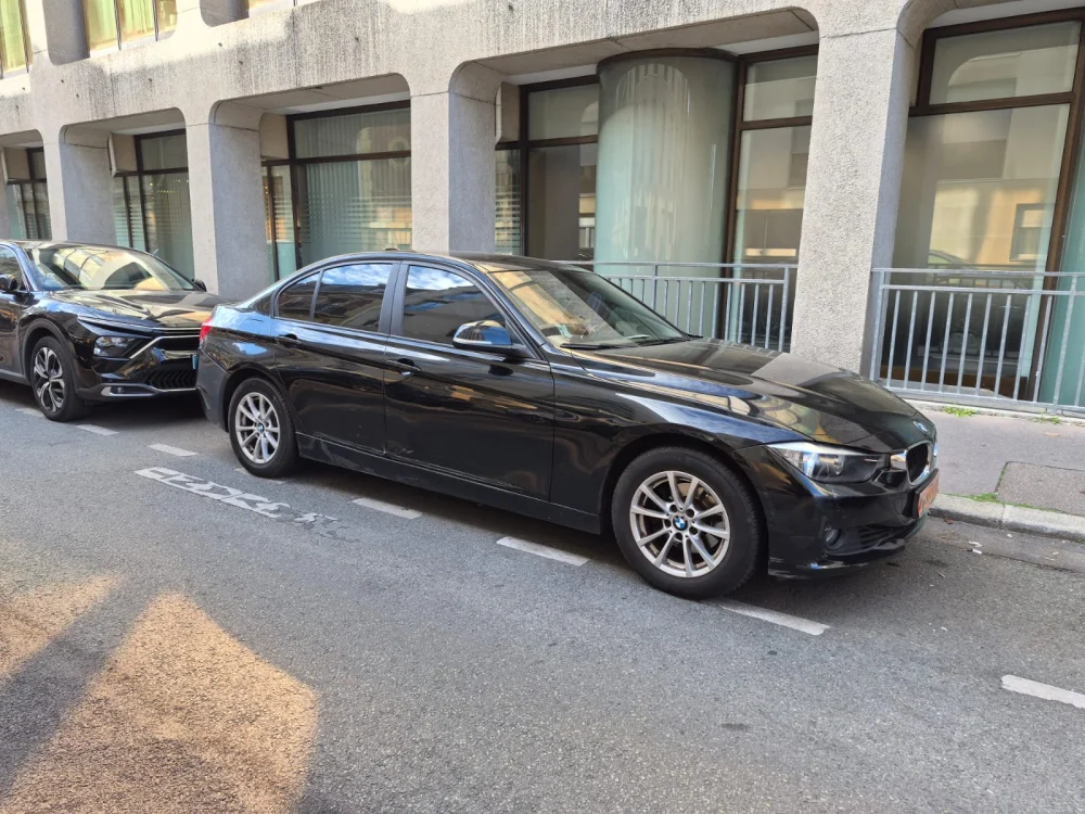 Notice of Second Open Auction for Sale of Motor Vehicle — Photo 6