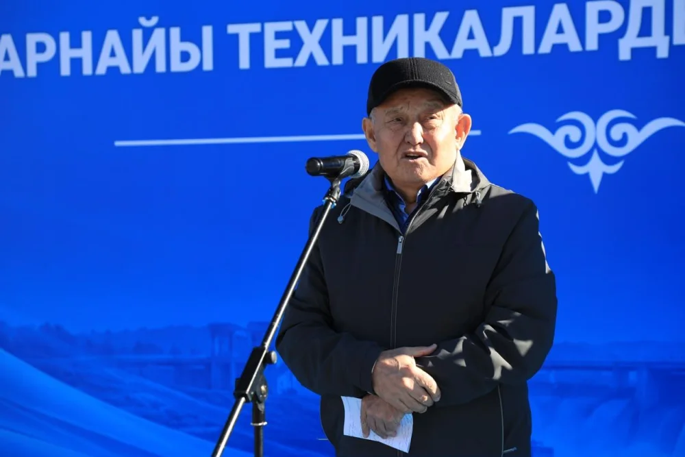 Ақтөбе облысының гидротехникалық құрылыстарына қызмет көрсететін жаңа техникалардың кілттері табысталды — Фотосурет 5