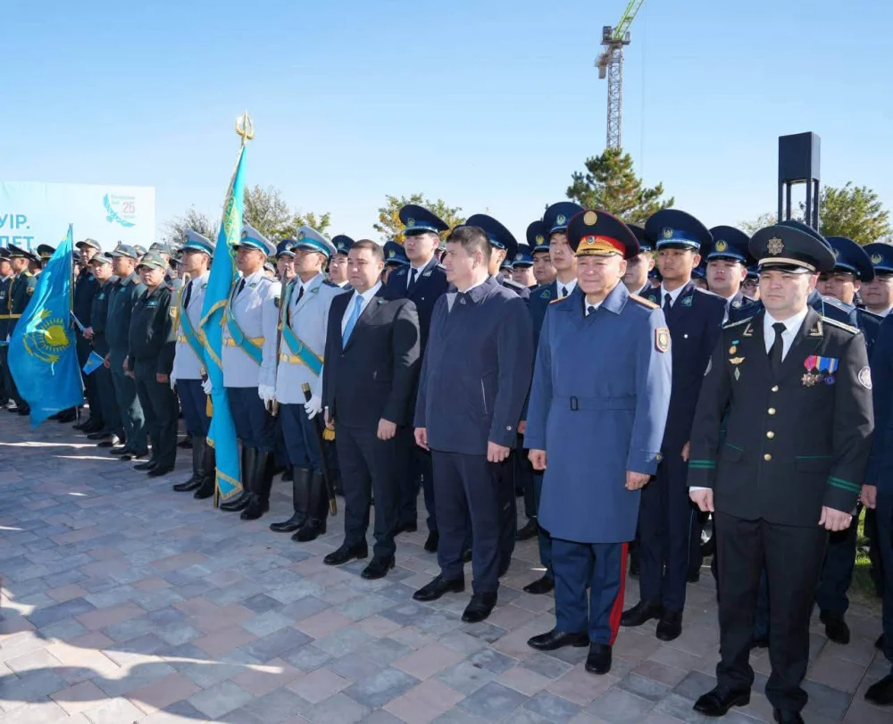ТҮРКІСТАНДА КӨК ТУ КӨККЕ КӨТЕРІЛІП, КӨК БАЙРАҚҚА ҚҰРМЕТ КӨРСЕТІЛДІ — Фотосурет 10