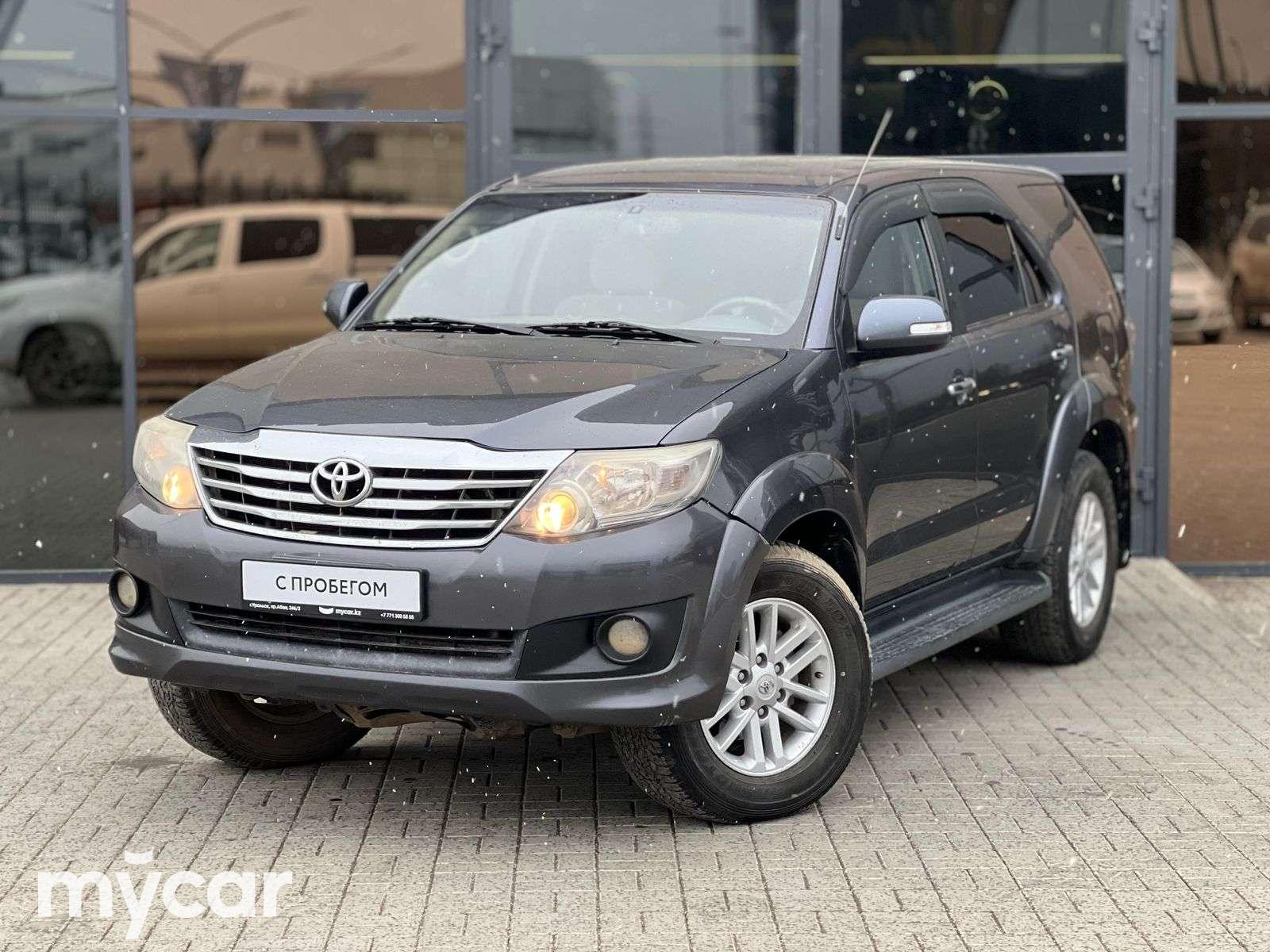 Купить Toyota Fortuner 2011 года в Уральск, цена 10890000 тенге, с  пробегом, ID 1089231. Продажа Toyota Fortuner - MyCar