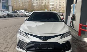 Toyota Camry 2024