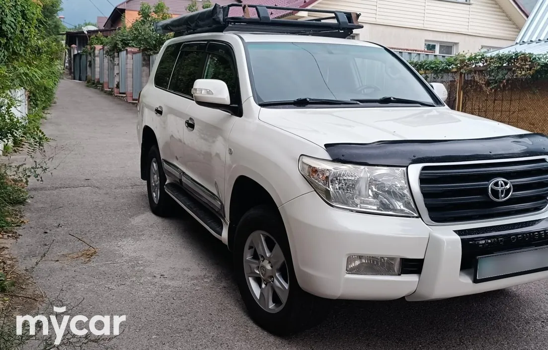 Купить Toyota Land Cruiser 2011 Года