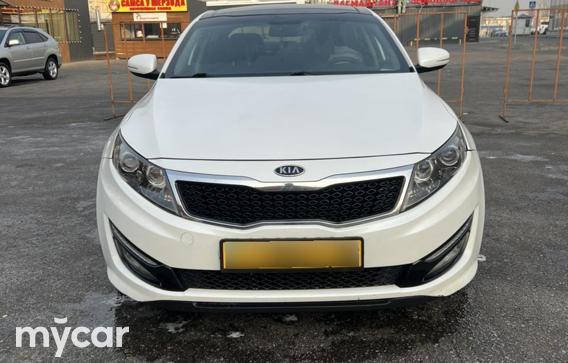 Kia K5 2011