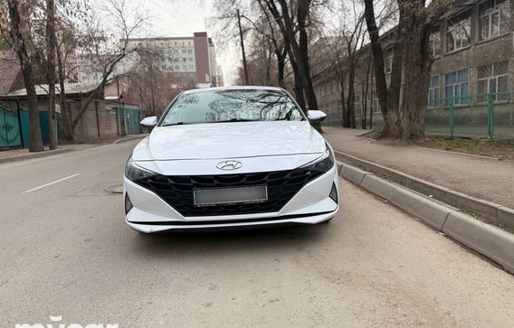 Hyundai Elantra 2021