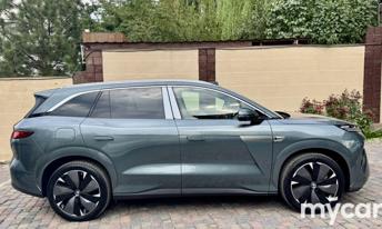 BYD Tang 2025
