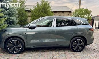 BYD Tang 2025