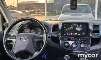 Toyota Hilux VII 2013