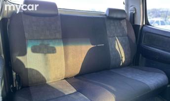 Toyota Hilux VII 2013