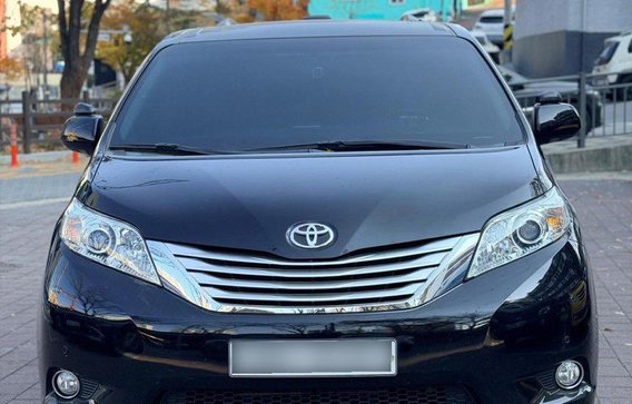 Toyota Sienna 2013