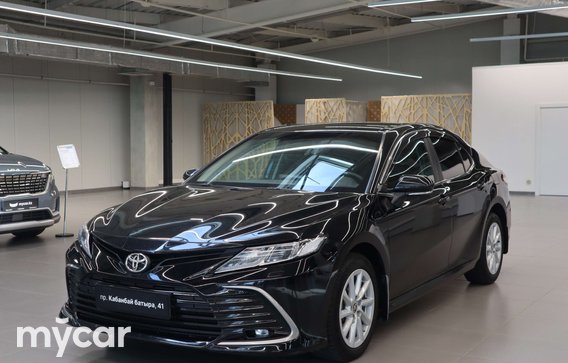 Toyota Camry 2022