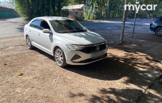 Volkswagen Polo 2021