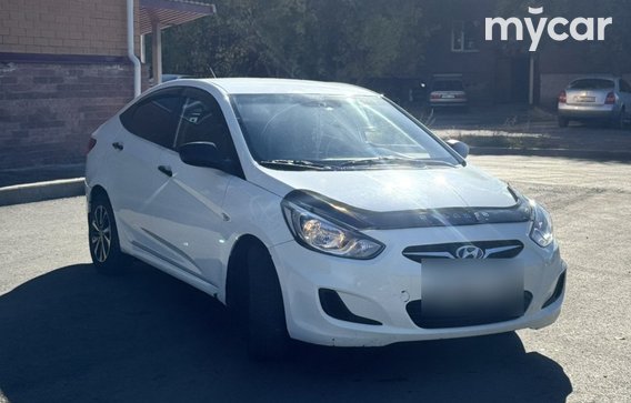 Hyundai Accent 2012