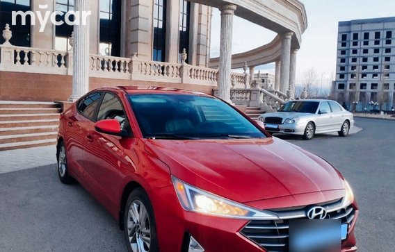Hyundai Elantra 2019