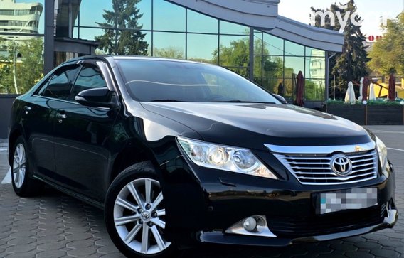 Toyota Camry 2013