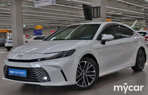 Toyota Camry 2025