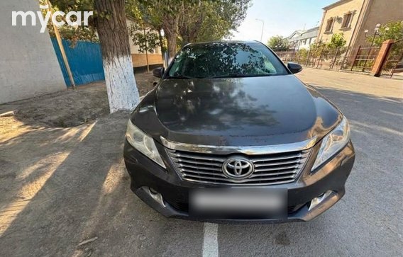 Toyota Camry 2014