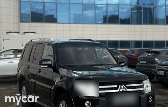 Mitsubishi Pajero 2010