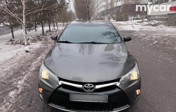 Toyota Camry 2015