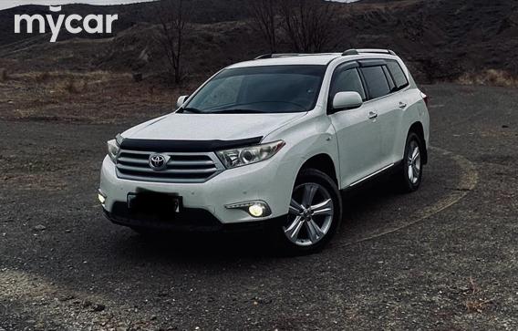 Toyota Highlander 2013
