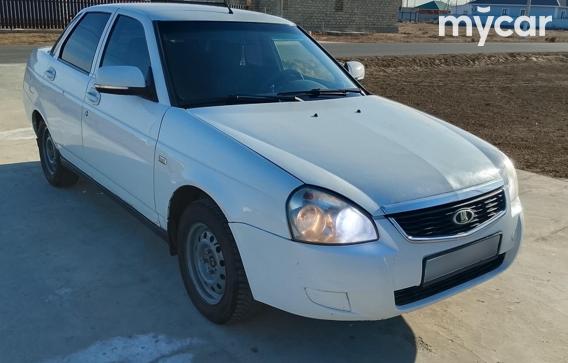 LADA Priora 2012