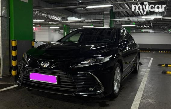 Toyota Camry 2024