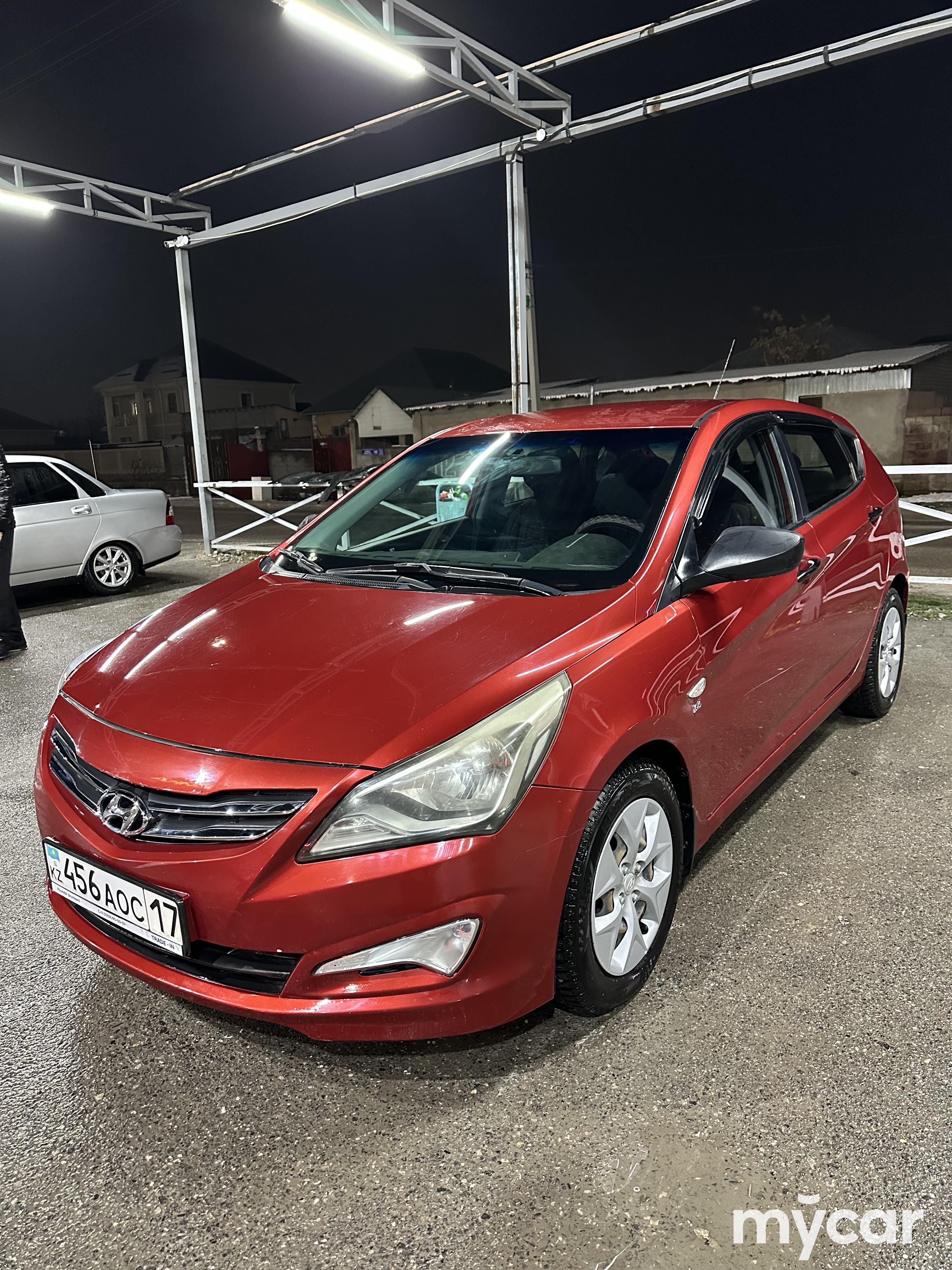 Hyundai Accent 2015