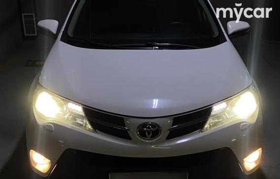 Toyota RAV4 2014