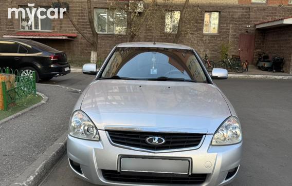 LADA Priora 2013
